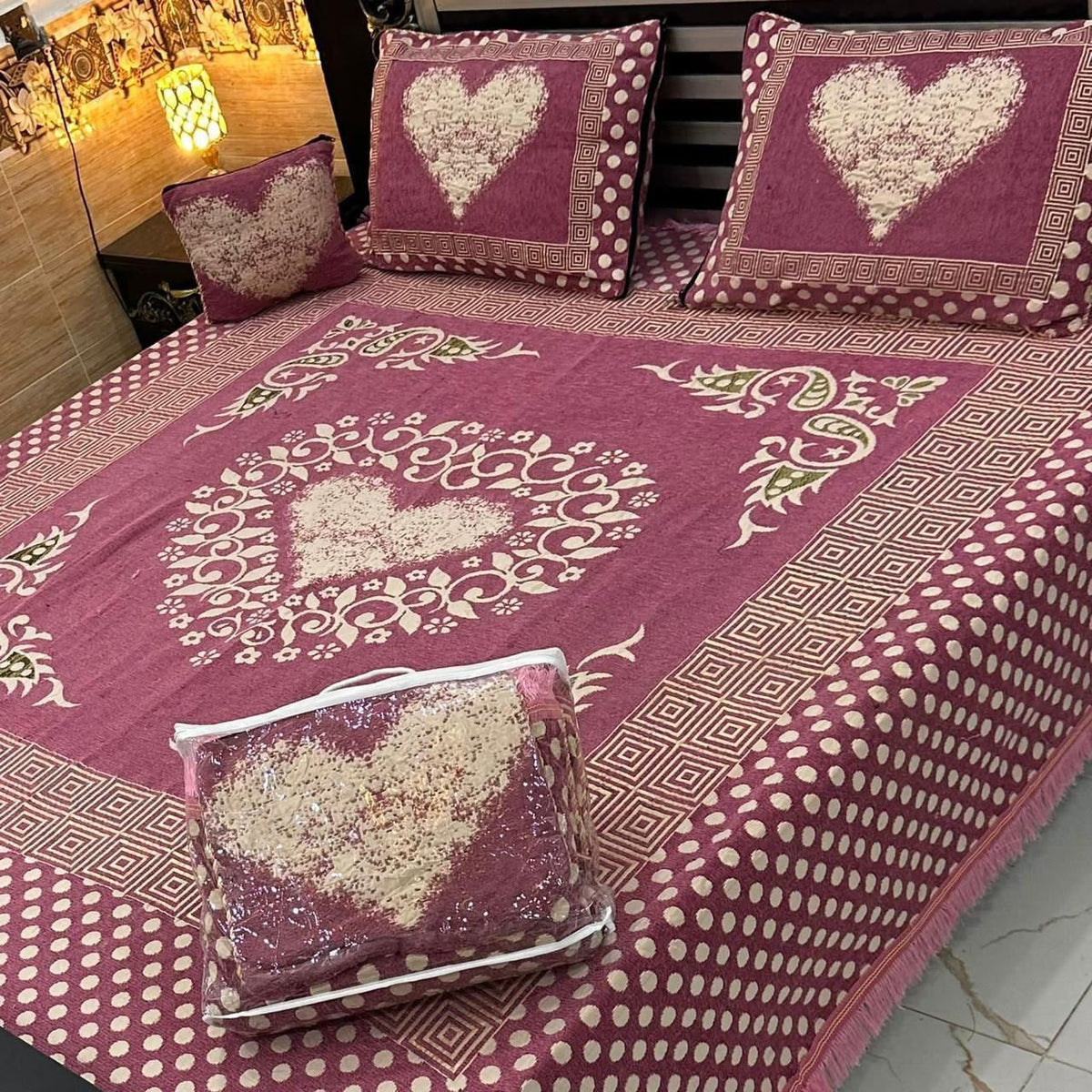 4Pc Velvet Jaquard Bedsheet VJD 055